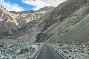 Leh Ladakh Trip in 7-Day